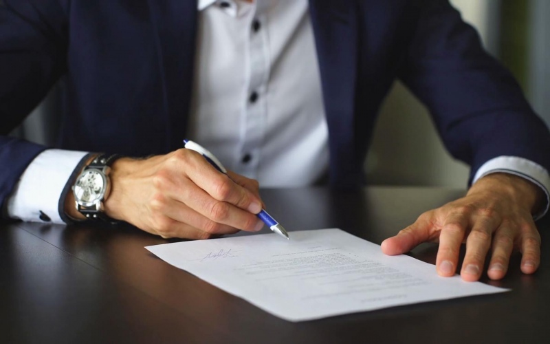 Comment résilier ou fermer son compte de trading ?