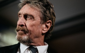 Retour sur l’arrestation de John McAfee